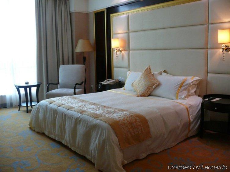 City Hotel ฝอซาน ห้อง รูปภาพ