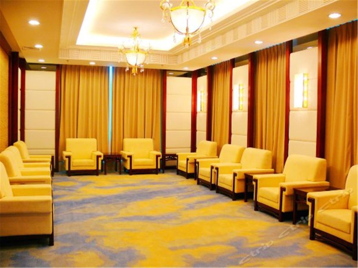 City Hotel ฝอซาน ภายนอก รูปภาพ