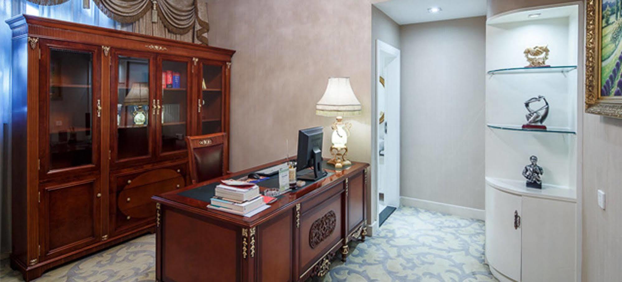 City Hotel ฝอซาน ภายนอก รูปภาพ